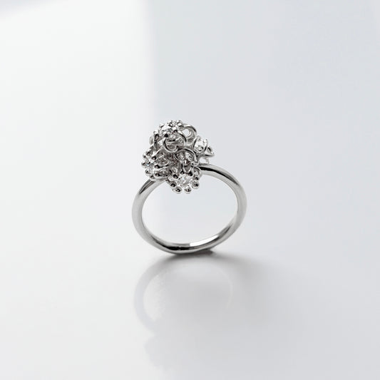 Siaw Jewellery Silver Lab-Grown Diamond Cluster Cell Ring