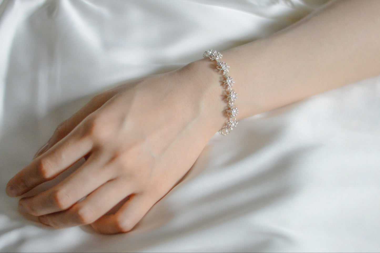 Cellure Pearl Bracelet