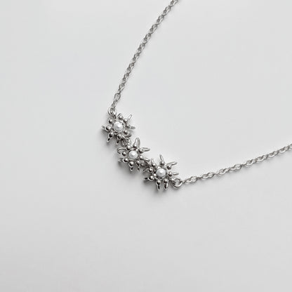 Siaw Jewellery Silver Freshwater Pearl Cascade Cell Necklace