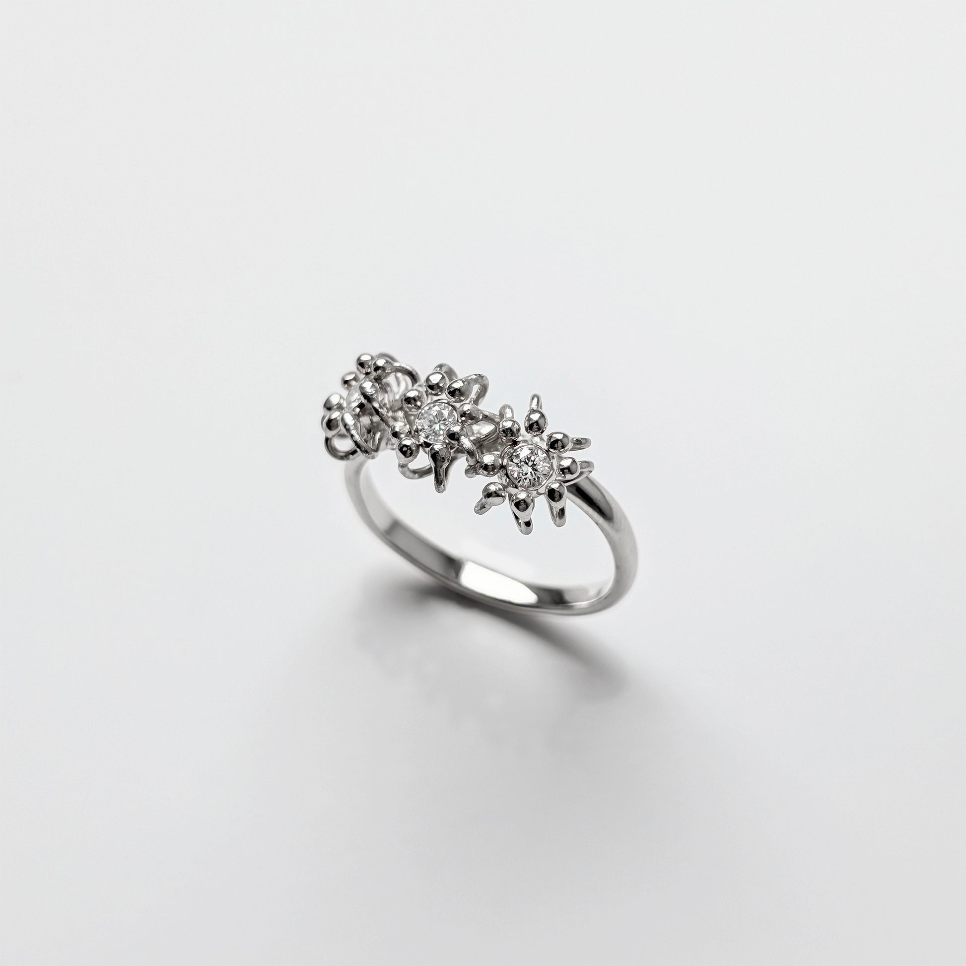 Siaw Jewellery Silver Lab-Grown Diamond Cascade Cell Ring