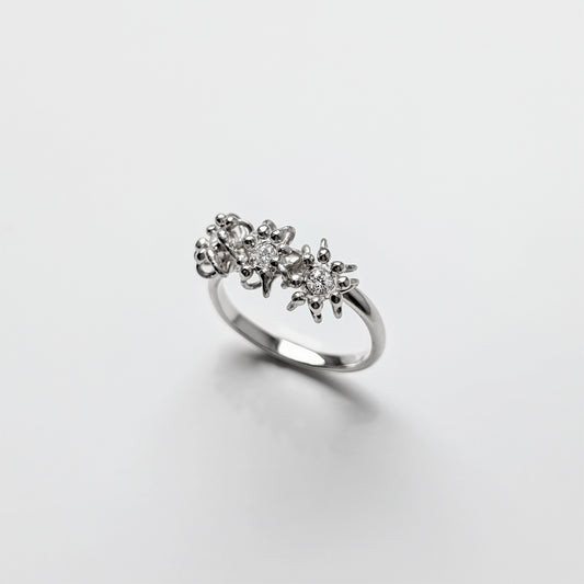 Siaw Jewellery Silver Lab-Grown Diamond Cascade Cell Ring
