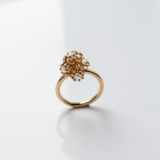 Siaw Jewellery Gold Freshwater Pearl Cluster Cell Ring