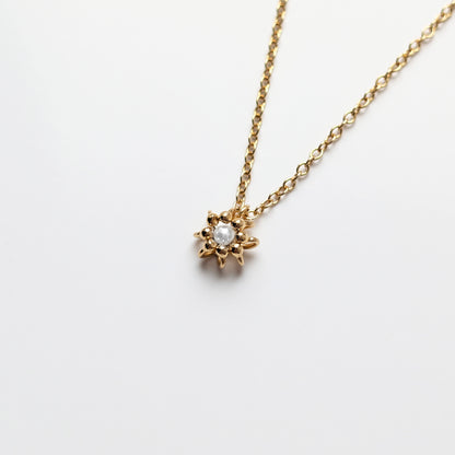 Siaw Jewellery Gold Freshwater Pearl Fine Cell Necklace