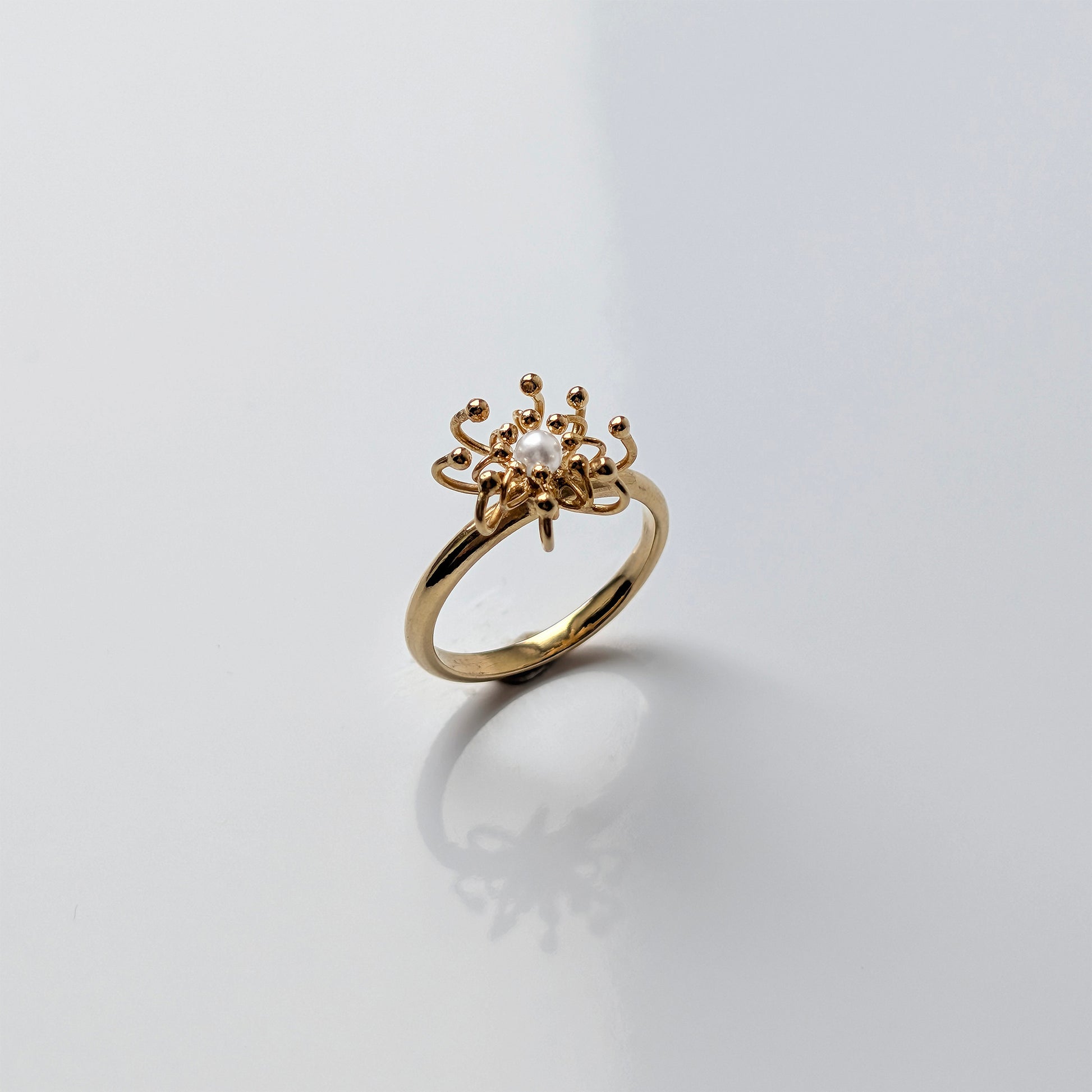 Siaw Jewellery Gold Freshwater Pearl Layered Cell Ring