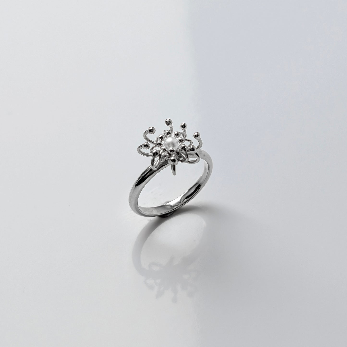 Siaw Jewellery Silver Freshwater Pearl Layered Cell Ring