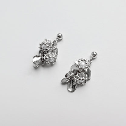 Silver Pearl Leaf Cluster Cell Earrings