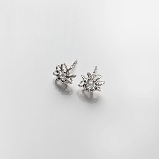 Siaw Jewellery Silver Freshwater Pearl Stud Cell Earrings
